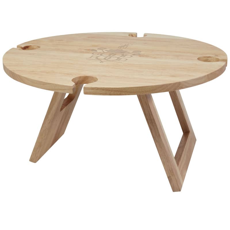 Soll foldable picnic table